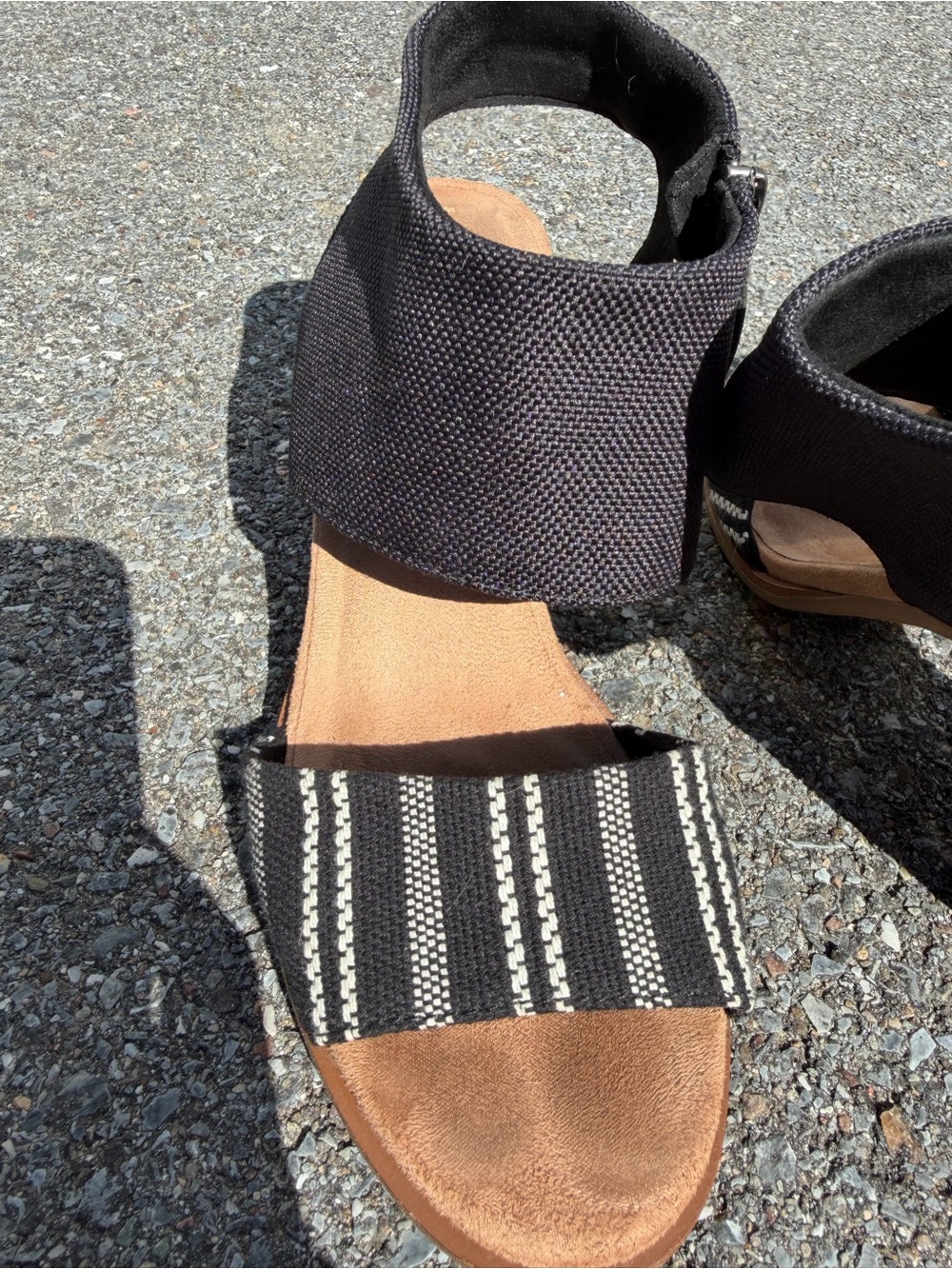 Toms Black Striped Open-Toe Block Heel Sandals - Picture 5 of 5